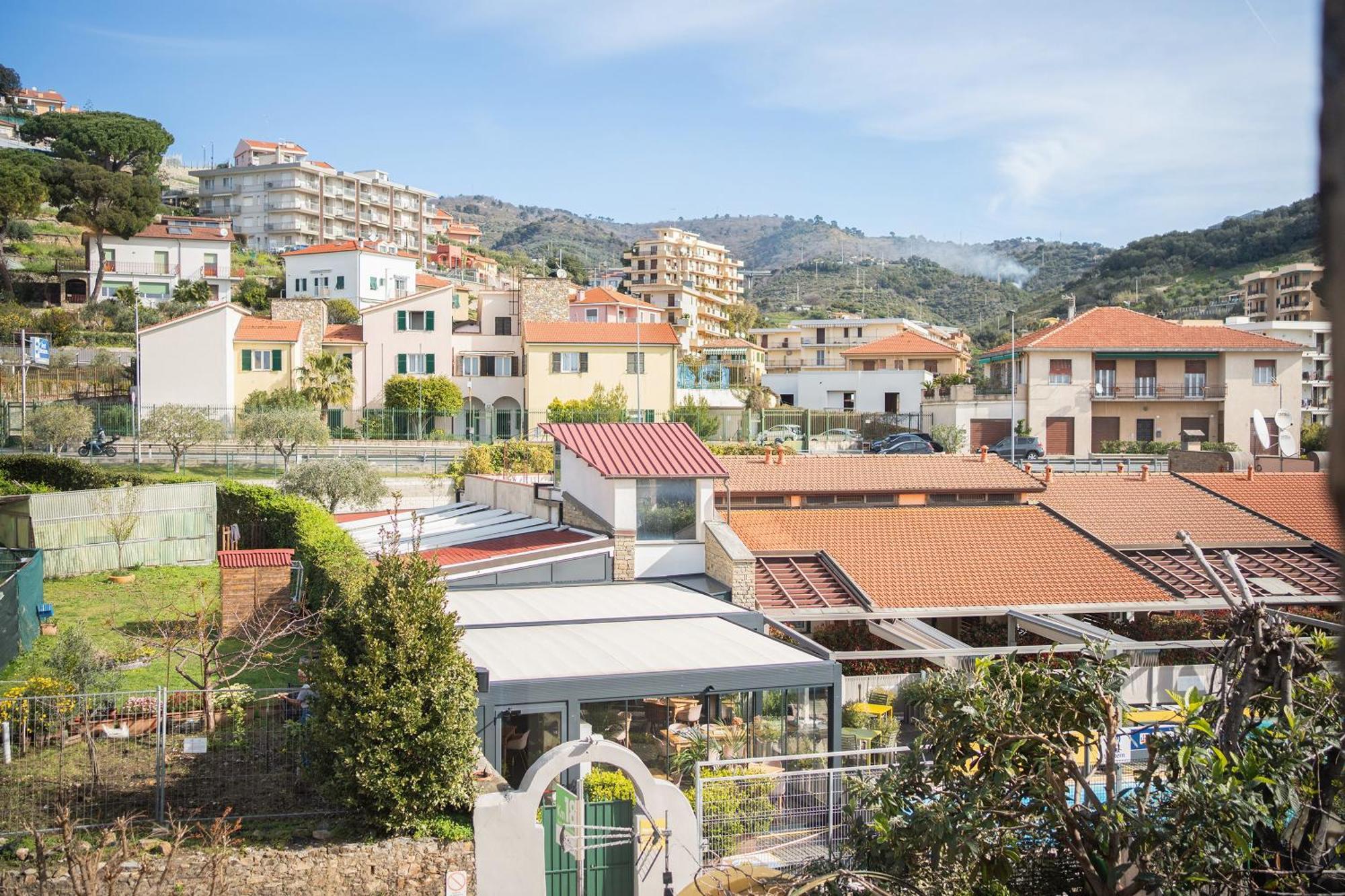 I Fiori Di Santo Stefano Vila Santo Stefano al Mare Exterior foto